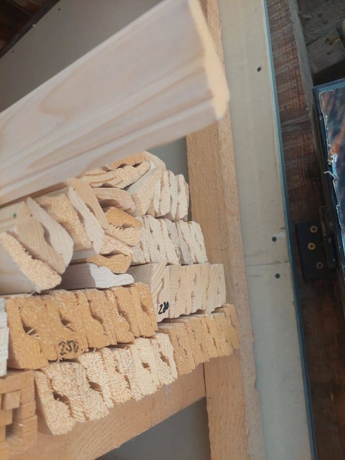 lajsna-za-pod-reljef Lajsna za pod reljef 6 cm